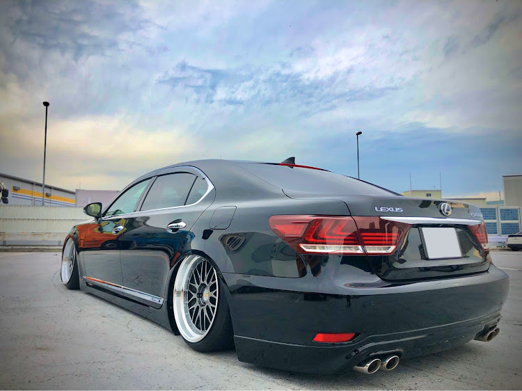 LSのLS後期・D'Art・特注BBS・BBS LM・辰巳第一PAに関するカスタム事例の投稿画像2枚目