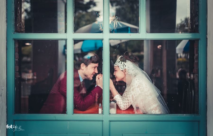 Wedding photographer Jhon Molina (fotoluzstudio). Photo of 11 April 2019