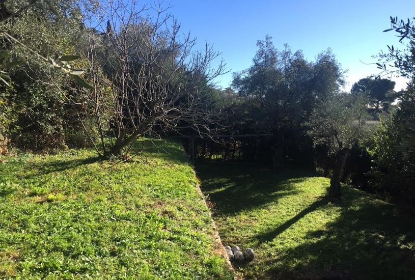  Vente Terrain à bâtir - 960m² à Grasse (06130) 