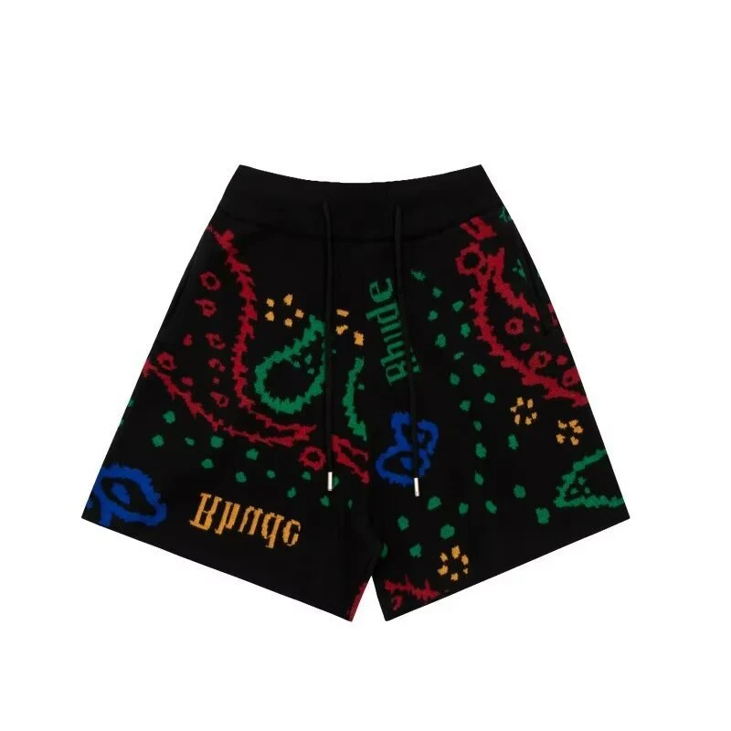 Men's All-match Korean Style Fifth Pants. Versatile and comfortable shorts, perfect for summer. Easy to pair with any ou