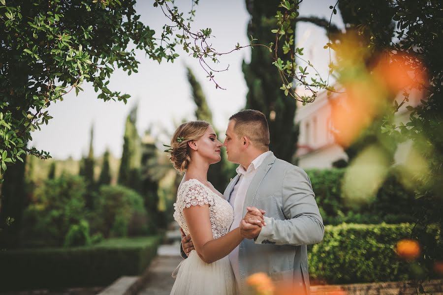 Fotógrafo de casamento Alena Leon (alenaleon). Foto de 27 de agosto 2019