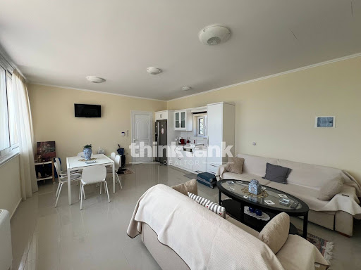 Villa avec piscine et jardin 4