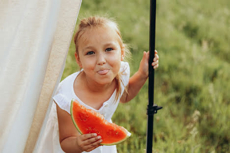 Bryllupsfotograf Yuliya Kotelevskaya (kotelevskaya). Bilde av 7 juli 2023