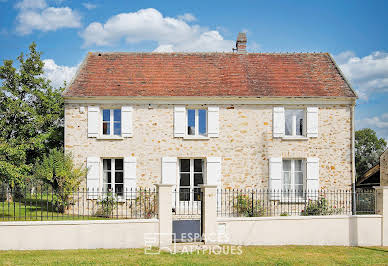 Maison avec terrasse 1