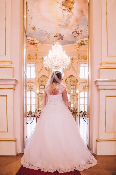 Fotógrafo de bodas Dóra Bella (belladorafoto). Foto del 16 de septiembre 2018