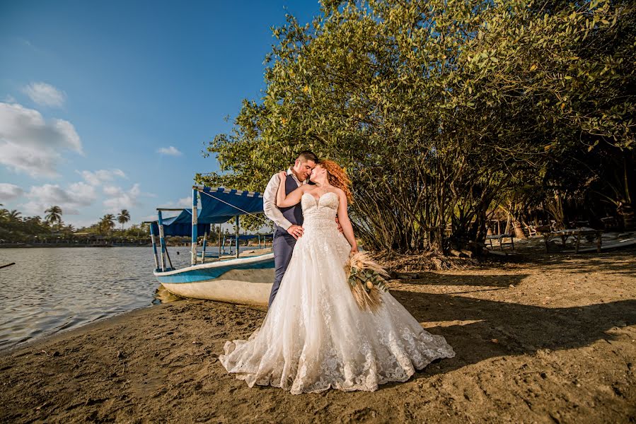 Fotógrafo de casamento René Luna (lasbodasderene). Foto de 5 de junho 2022