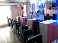 Florence Unisex Salon & Makeup Studio photo 1