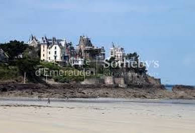 Seaside house with garden 3