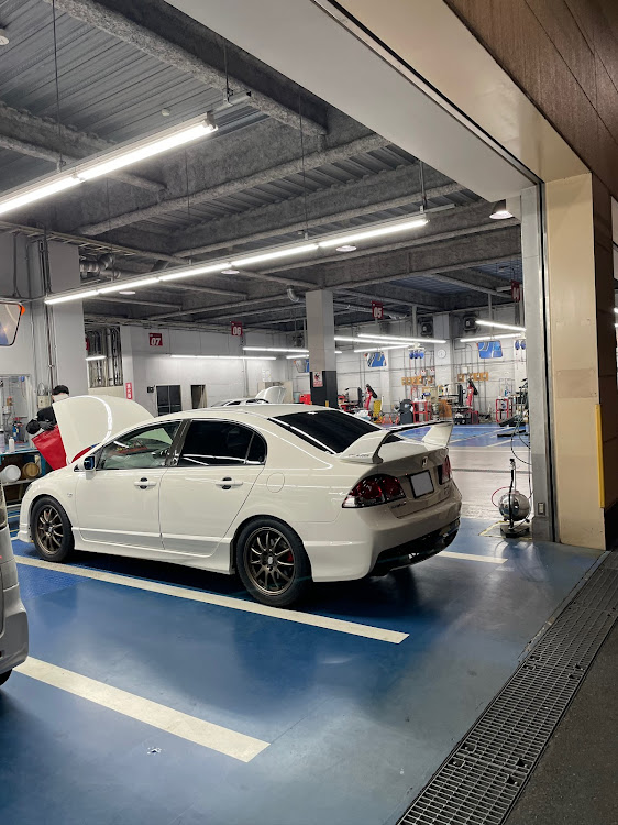 シビックタイプRの悩みは尽きない・メンテナンスは大事・車高調入れたいに関するカスタム事例の投稿画像4枚目