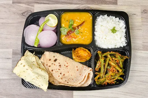 Bhindi Fry Thali