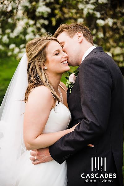 Fotografo di matrimoni Megan Elrick (cascadesphoto). Foto del 9 maggio 2019