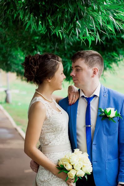 Wedding photographer Lesha Gorodilov (alex43). Photo of 26 April 2017