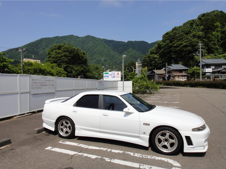 スカイラインの洗車・黄砂がひどい・コンビニで一息・弥彦山スカイラインに関するカスタム事例の投稿画像3枚目