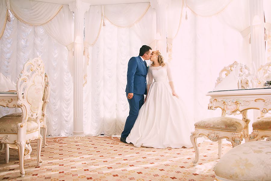 Wedding photographer Yaroslav Ivakin (ivakinyaroslav). Photo of 10 July 2015