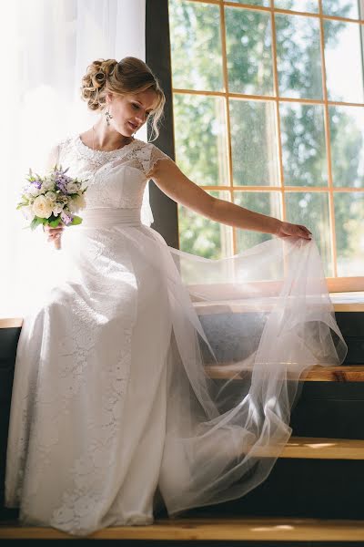 Wedding photographer Viktoriya Ogloblina (victoria85). Photo of 20 October 2017