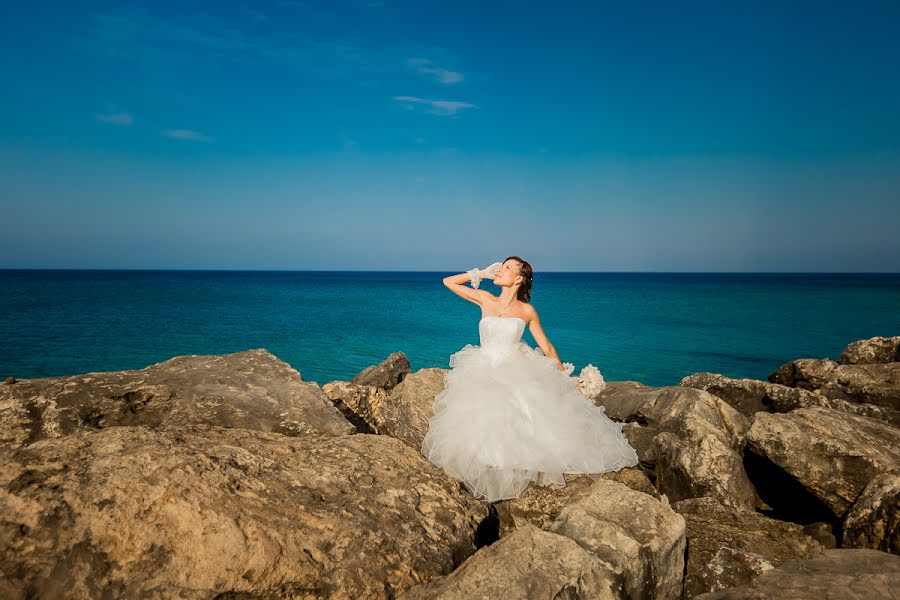 Fotógrafo de casamento Yuliya Smirnova (smartphotography). Foto de 4 de setembro 2015