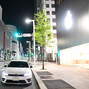 ゴルフ R