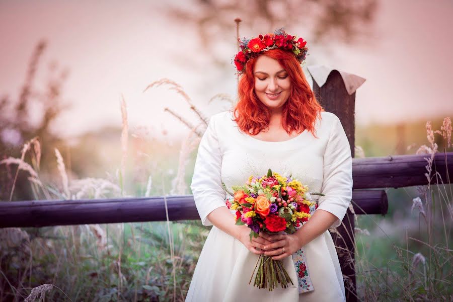 Fotografo di matrimoni Lydia Pribulova (pribuloval). Foto del 16 aprile 2019