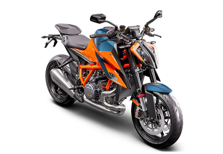 KANさんが投稿したKTM 1290 Super Duke R Evo・ブラバス・バイクも好きに関するカスタム事例の投稿画像6枚目