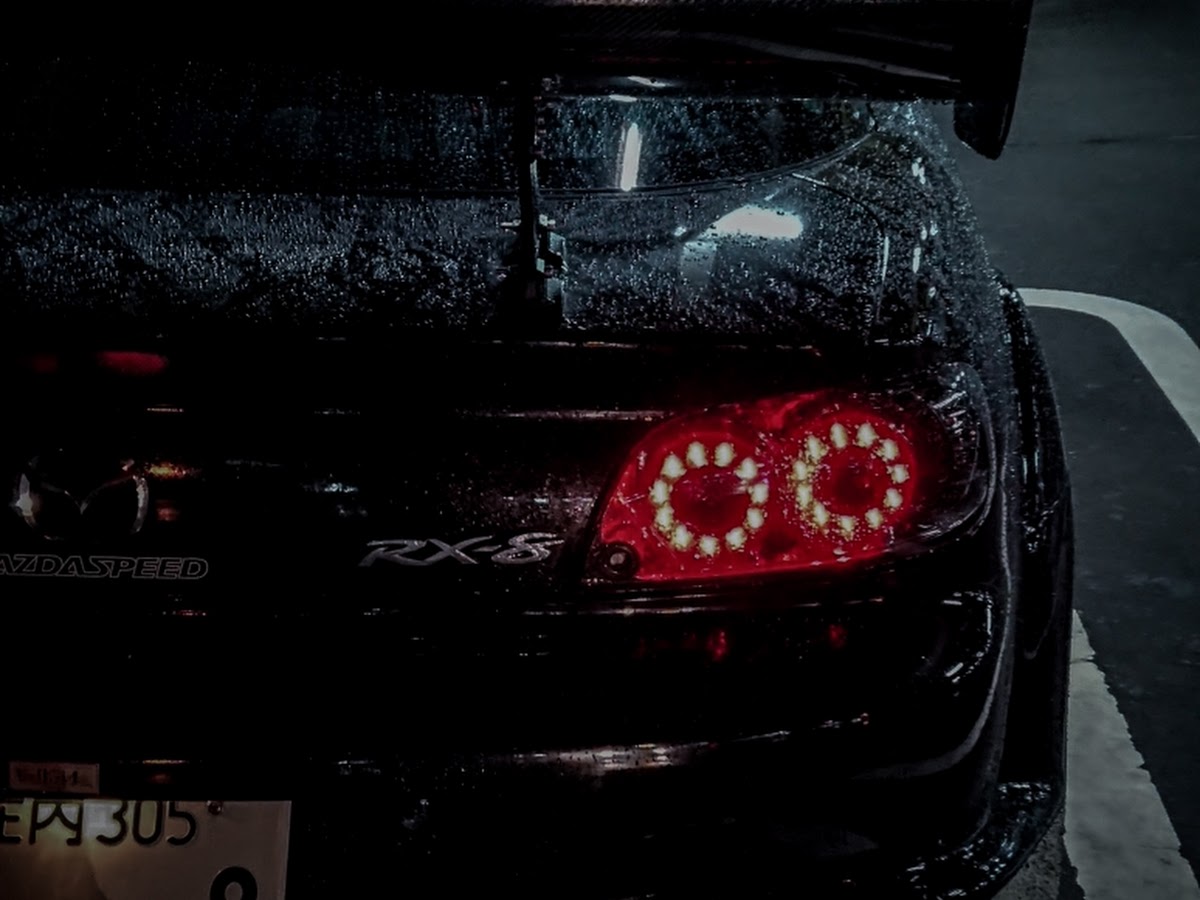 Rx 8 Se3pのrx 8 Veilside 雨の日ショット 愛車紹介 レッドメモリーに関するカスタム メンテナンスの投稿画像 車のカスタム情報はcartune