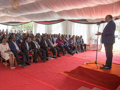 President Uhuru Kenyatta addresses a Leaders Meeting at Kisii High School during his working tour of the County.