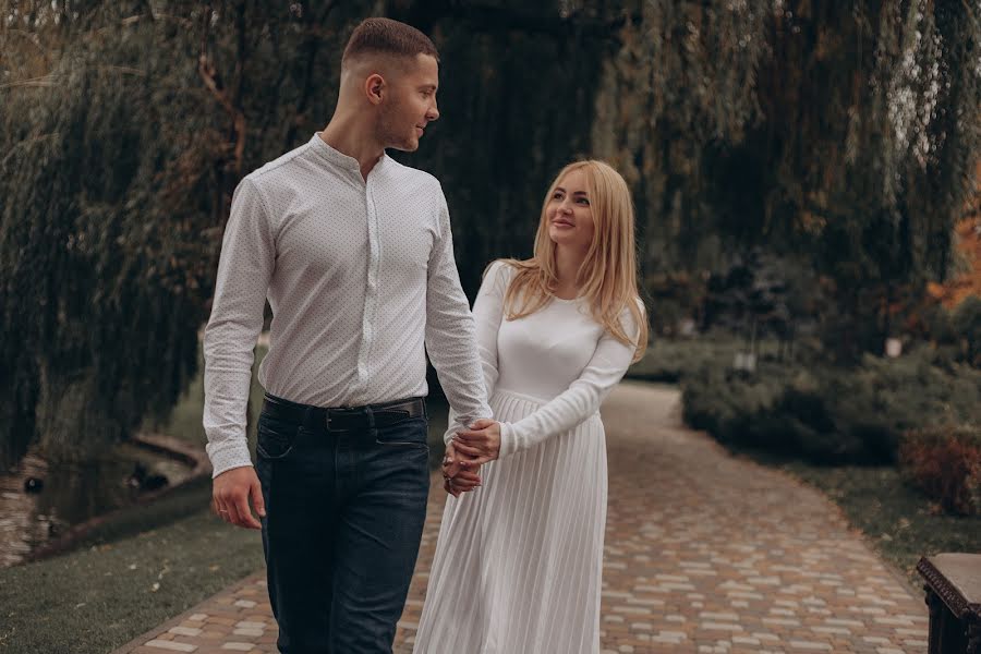 Wedding photographer Artem Konoplyanko (artemkonoplianko). Photo of 24 October 2019