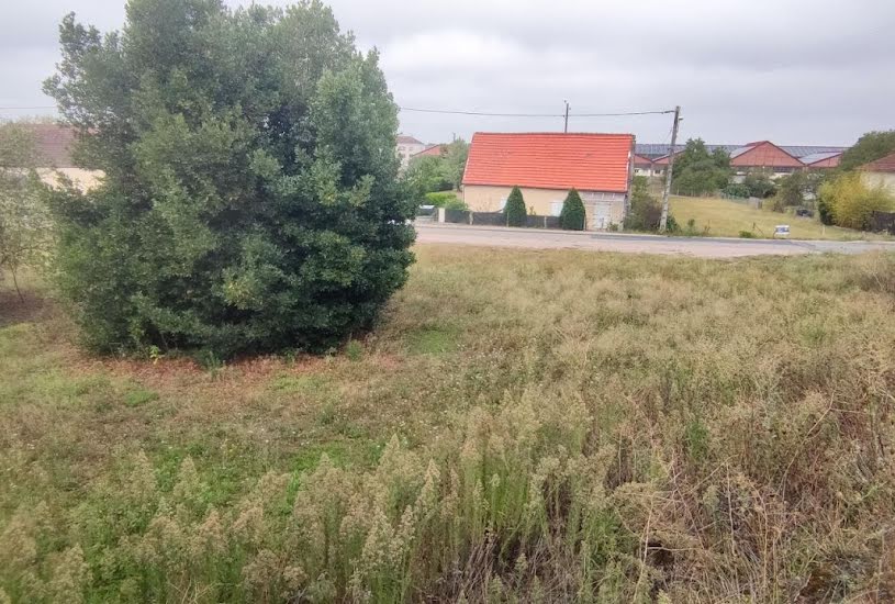  Vente Terrain à bâtir - 580m² à Varennes-sur-Allier (03150) 