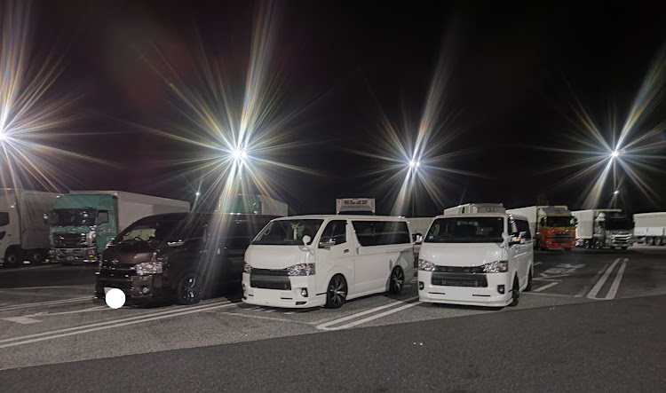 ハイエースバンの遠いところを有難う御座いますm(_ _)m・ご縁があって繋がれました。・頑張って塗装します(^^)v・久々に出れた…^^;に関するカスタム事例の投稿画像4枚目