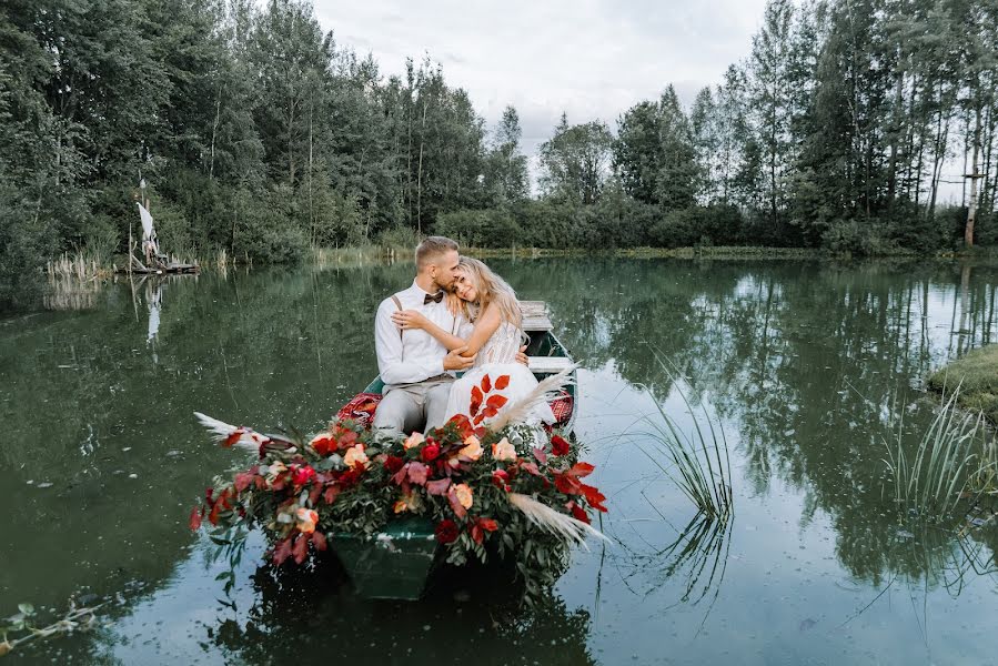 Fotógrafo de casamento Veronika Stoma (nikastoma). Foto de 7 de agosto 2020