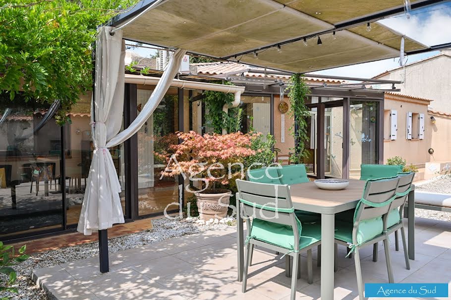 Vente maison 5 pièces 136 m² à Carnoux-en-Provence (13470), 565 000 €