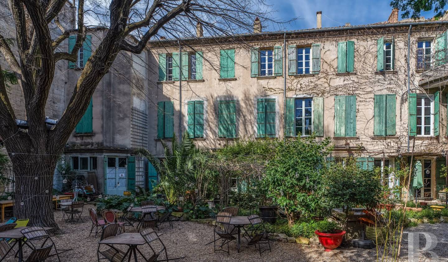 House with terrace Avignon