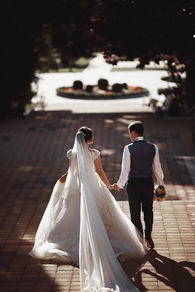 Nhiếp ảnh gia ảnh cưới Denis Vyalov (vyalovdenis). Ảnh của 23 tháng 12 2017