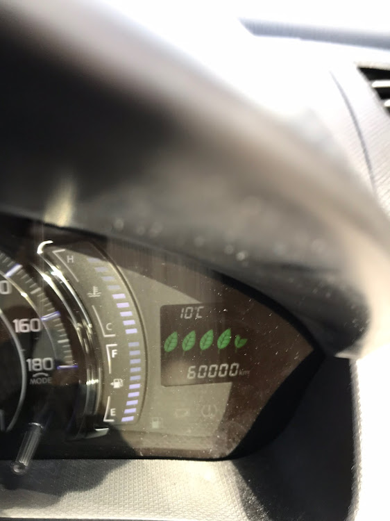 スイフトのスイフト・スイフト スタイル・走行距離60000㎞に関するカスタム事例の投稿画像1枚目