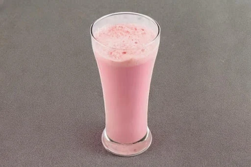 Waffles Strawberry Shake