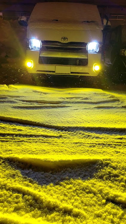 ハイエースバンのフォグランプLED化・イエローフォグ・ハイエース4WD・ディーゼル・ハイエースカスタムに関するカスタム事例の投稿画像1枚目