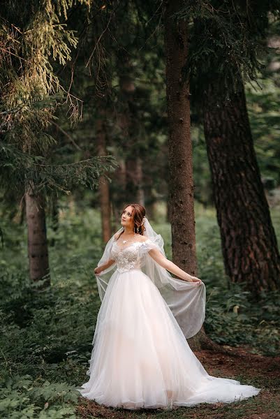 Wedding photographer Leysan Belyaeva (lesan). Photo of 27 September 2019