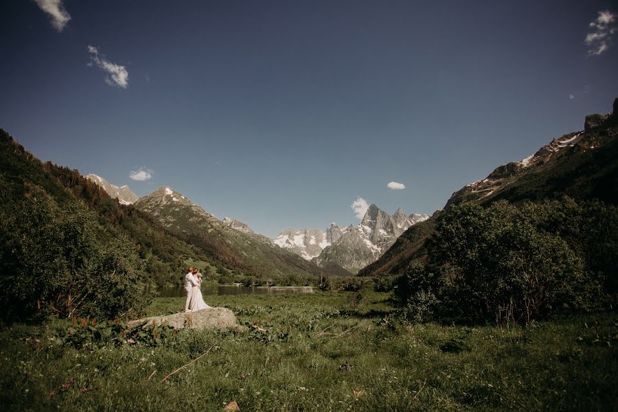 Fotograful de nuntă Roman Yuklyaevskiy (yuklyaevsky). Fotografia din 19 iulie 2021