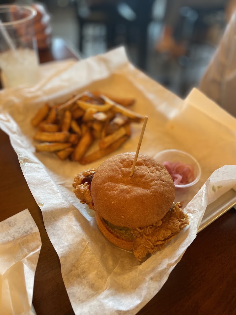 Great Fried Chicken Sandwich and delicious fries. Dedicated fryer!