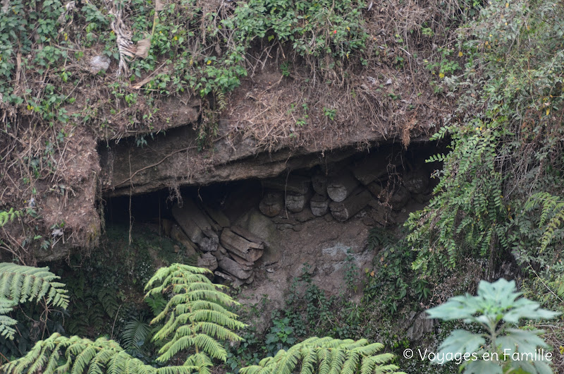 Sagada, cercueils Lumiang Cave