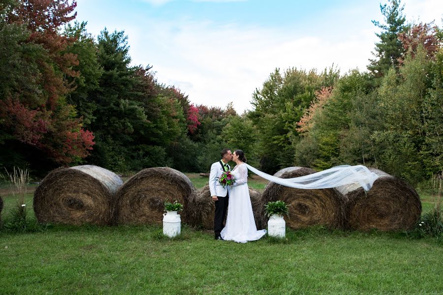 Wedding photographer Amélie Auclair (amelieauclair). Photo of 9 May 2019