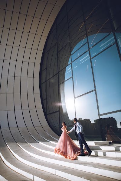 Fotógrafo de casamento Ratmir Sharifov (ratmir). Foto de 6 de dezembro 2017