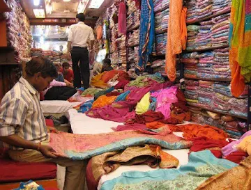 sarojini-nagar-market-diwali-shopping-in-delhi_image