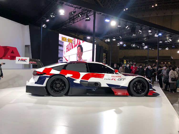 MAZDA3の東京オートサロン2023に関するカスタム事例の投稿画像18枚目
