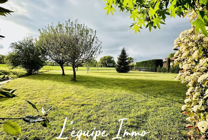  Vente Terrain à bâtir - 1 300m² à L'Isle-Jourdain (32600) 