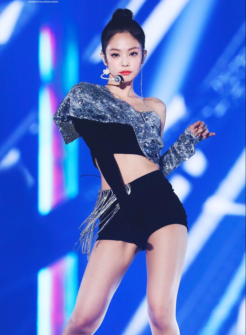 10 of BLACKPINK Jennie's Most Iconic Looks In Commemoration Of Her Solo ...