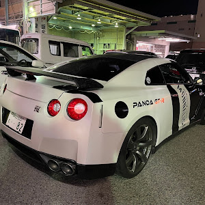 NISSAN GT-R R35