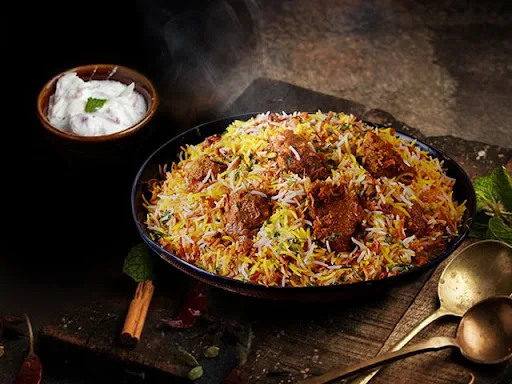 Lucknowi Mutton Dum Biryani (Boneless, Serves 1)