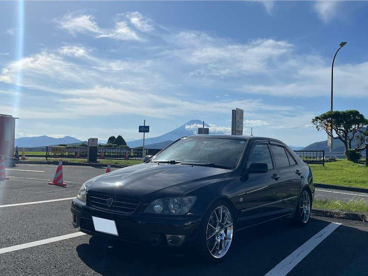 アルテッツァのアルテッツァ・ドライブ・箱根ターンパイクに関するカスタム事例の投稿画像1枚目