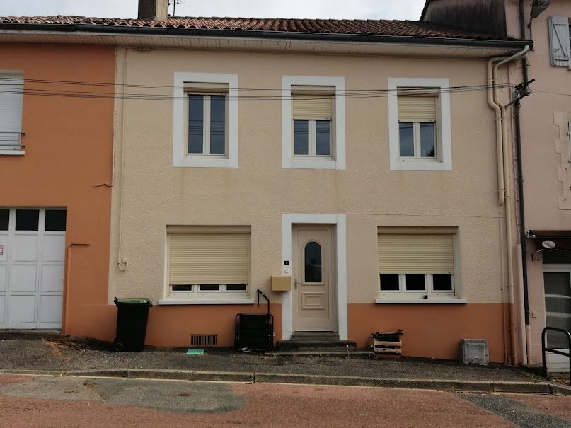 Vente maison 5 pièces 118 m² à Oradour-sur-Vayres (87150), 92 600 €