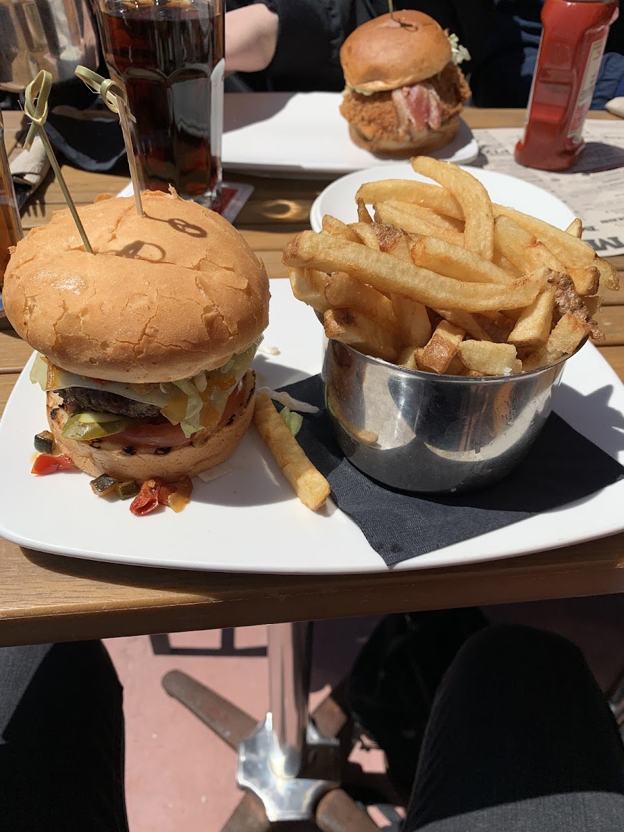 Gluten-Free Burgers at Amsterdam Brewhouse